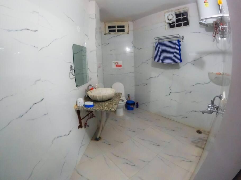 Blue Door Villa By Homeyhuts Rājpur Exterior foto